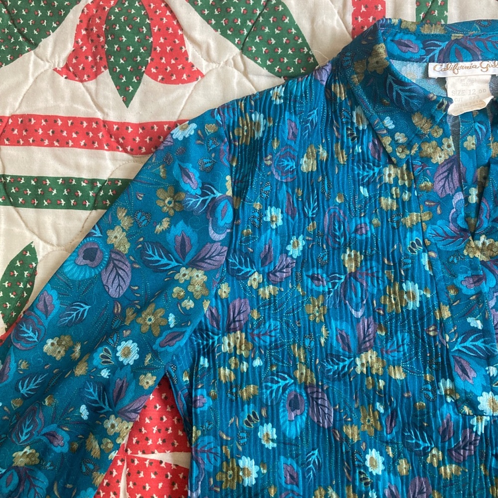 70’s collared blouse - Picture 7 of 8